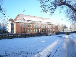 Amtsgericht Rheine - Hauptgebäude im Winter